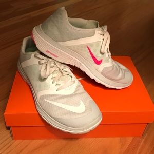 Nike FS Lite Run 3