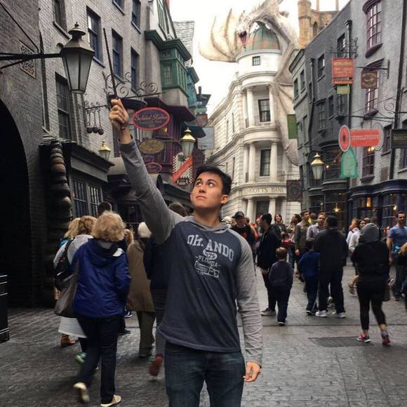 Meet your Posher, Joshua - Picture 1 of 1