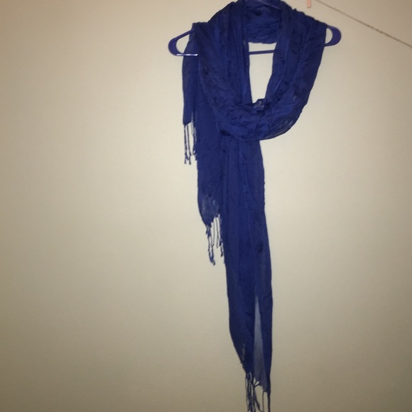 Lands End sheer blue scarf