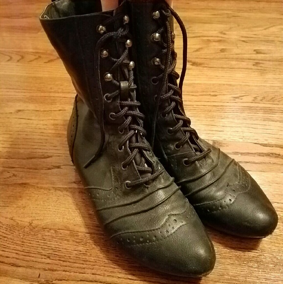 Black lace-up vintage-style booties