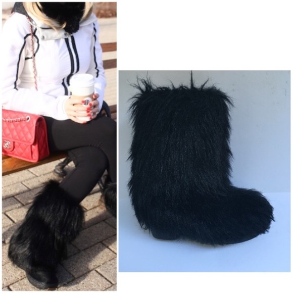 ❌📧SOLD📧Bay❌ PAJARLara Goat Hair Boots - Picture 1 of 4