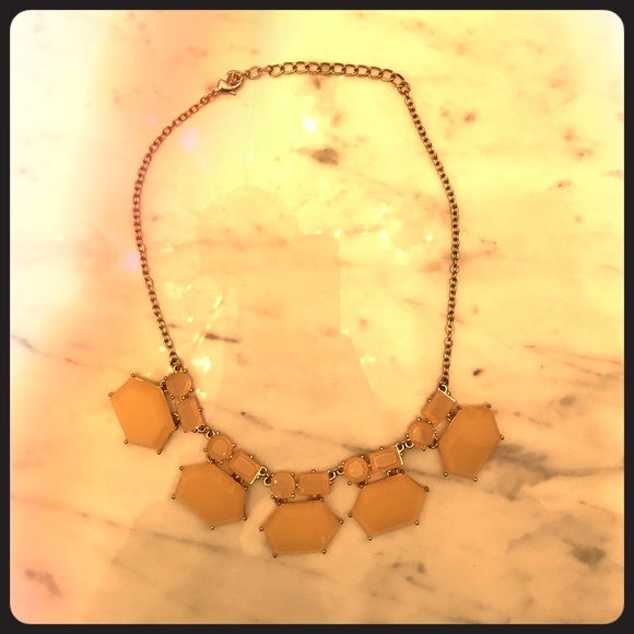 Statement necklace