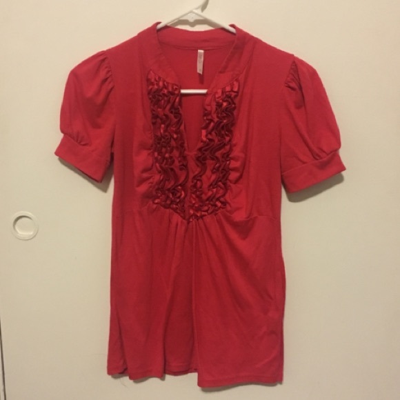 Ruffled red top