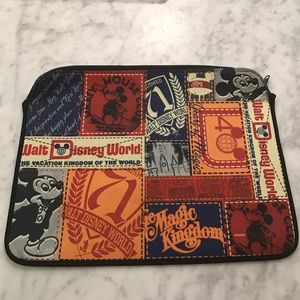 Walt Disney World laptop case, reversible w zipper