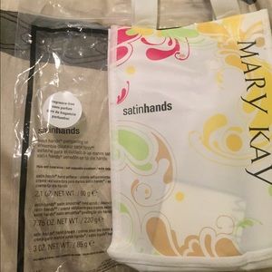 Mary Kay Makeup - Fragrance free Satin Hands Mary Kay Makeup - Fragrance free Satin Hands