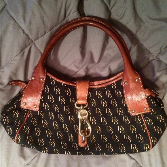 *Authentic* Dooney & Bourke Purse