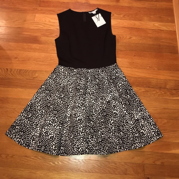 DVF 'Jeannie' fit and flare dress - Picture 1 of 3