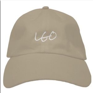 Life goes on beige cap
