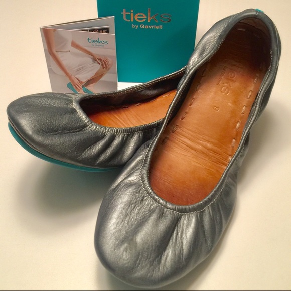 tieks metallic pewter