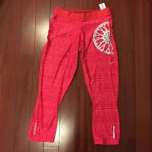 Soulcycle Nike printed relay crop