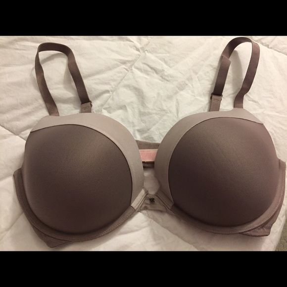 Victoria's Secret Fabulous Bra 36DD