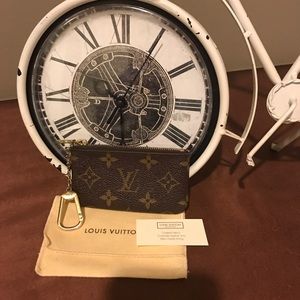 Authentic Louis Vuitton key pouch