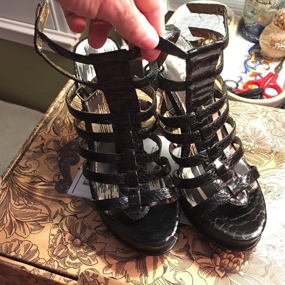 Gladiator sandal