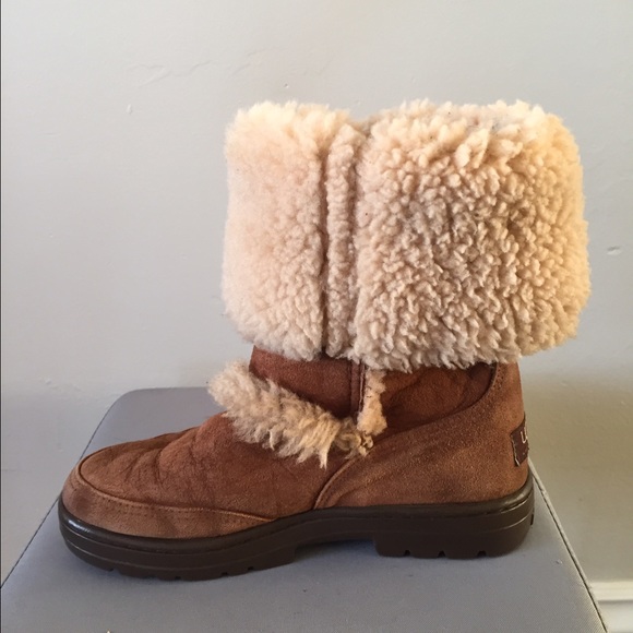 UGG "Sundance II"  Chestnut Tall Boot