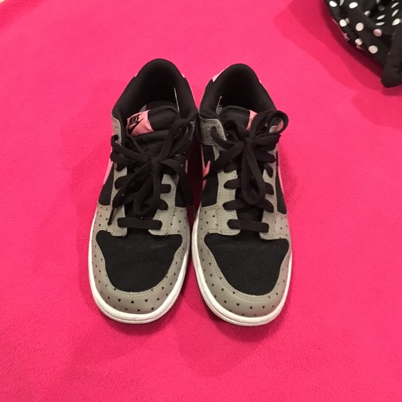 Nike shoes