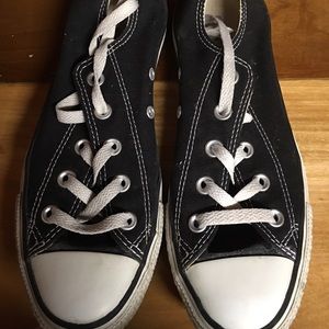Black low top Converse