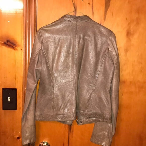Real leather Banana Republic leather jacket - Picture 3 of 8