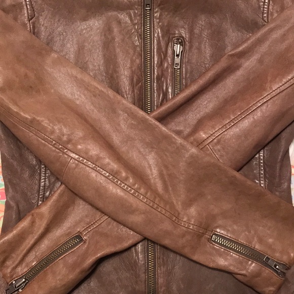 Real leather Banana Republic leather jacket - Picture 4 of 8