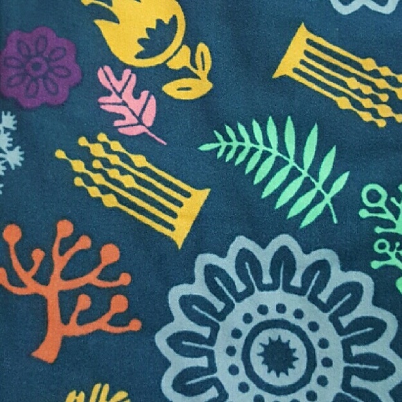 LuLaRoe one size leggings - Picture 2 of 2