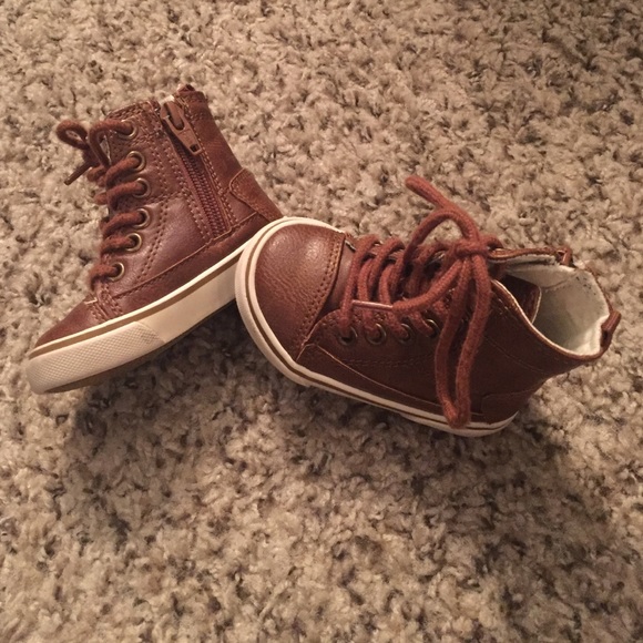 Boys Leather Sneakers