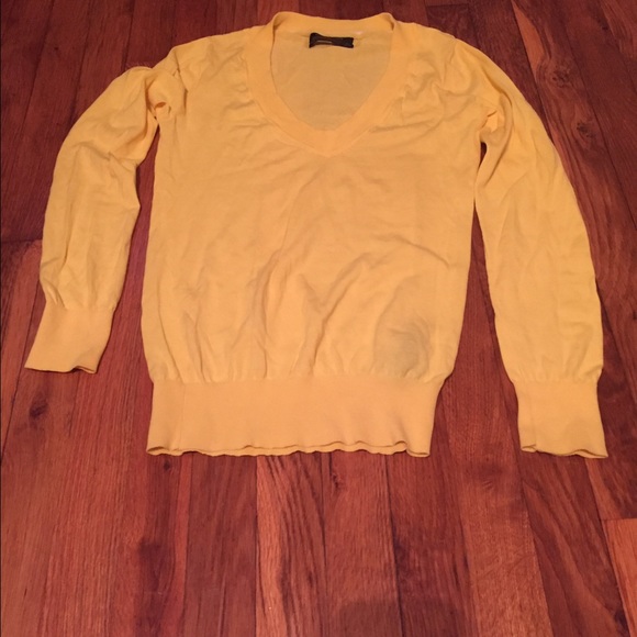100% Cotton V-neck long- sleeve summer sweater