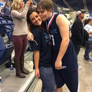 Meet your Posher, Savannah