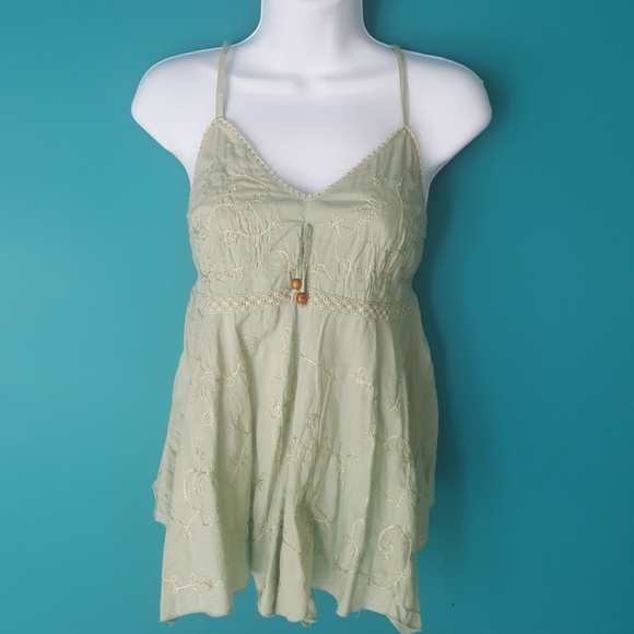 Asymmetrical Hem Tank Top with Embroidered Details - Picture 2 of 5