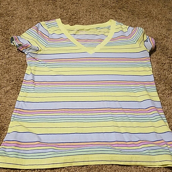 V neck t shirt
