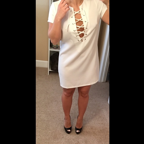 NWT White Lace Up Dress