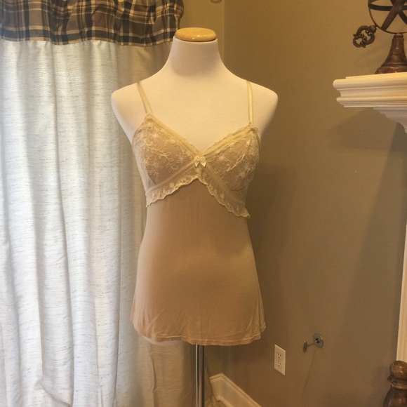 NWOT Morgan de Toi Cream/Tan Lacey Camisole