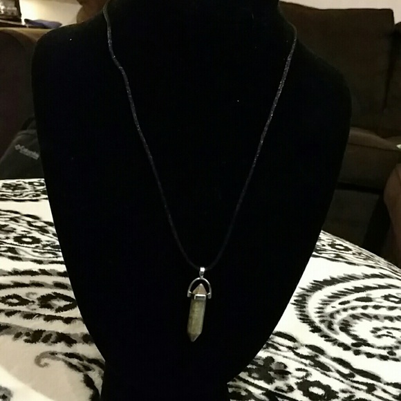 🌿Genuine🍃 Peridot Necklace - Picture 3 of 4