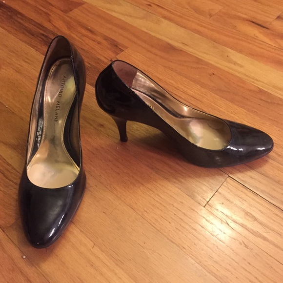 Antonio Melani patent leather pumps, size 6.5