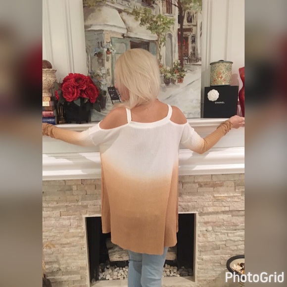White/cinnamon cold shoulder tunic! LAST ONE - Picture 2 of 4