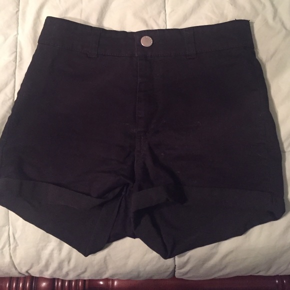 High-waisted Shorts