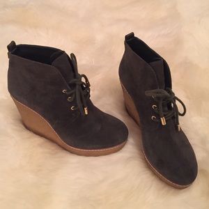 Tory Burch army green wedge booties- final sale!!