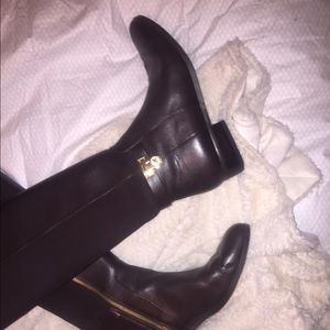 GLAM MICHAEL KORS DRK BRWN BOOTS w gold MK locket!