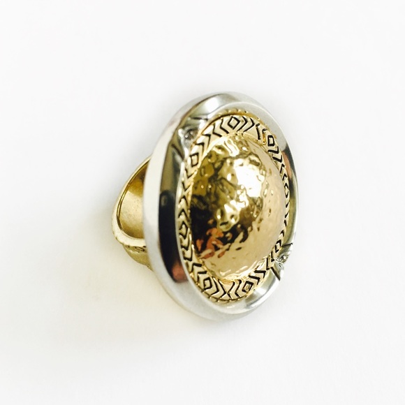 House of Harlow 1960 Golden Scutum Ring - Picture 3 of 8