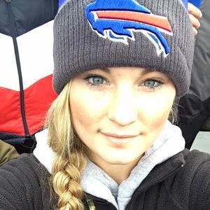 Meet your Posher, Felicia