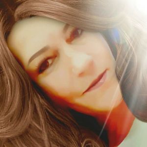 Meet your Posher, Kelly