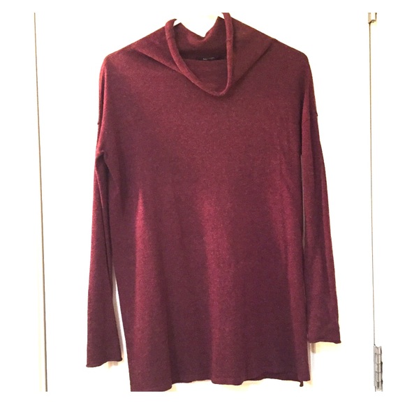 Aritzia Babaton Erin Sweater in Burgundy