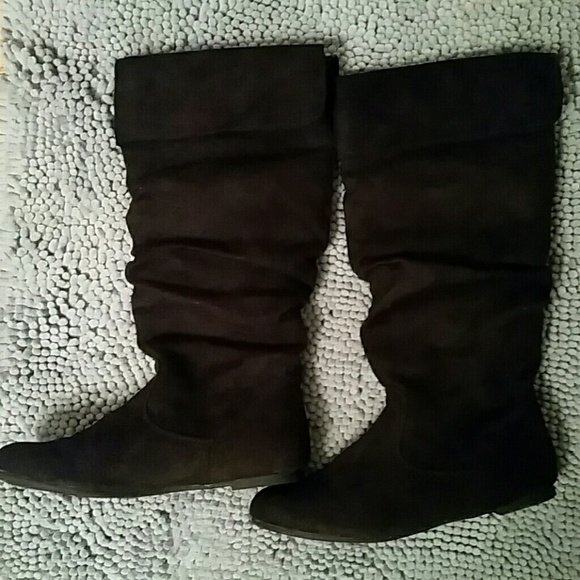 Black Slouch Boots