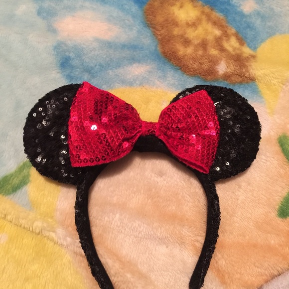 Sequin Minnie ears