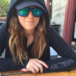 Meet your Posher, Lauren