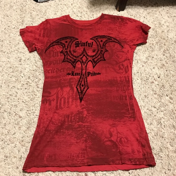 Buckle T-shirt Sinful brand