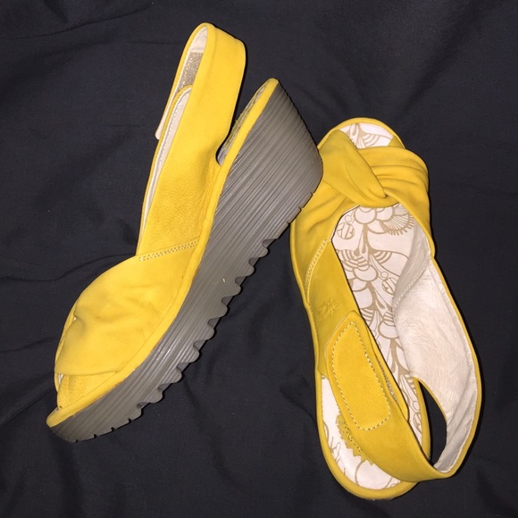 Fly London sling back wedge sandal - Picture 2 of 4