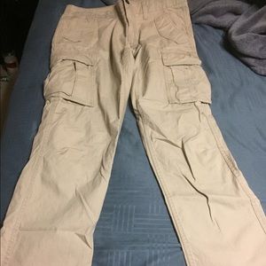 Old navy men's cargo khakis pants