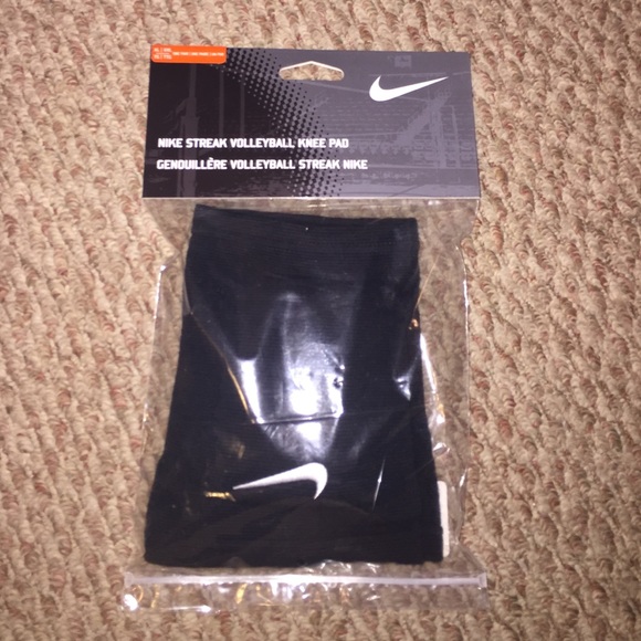 Nike Streak Volleyball Knee Pad