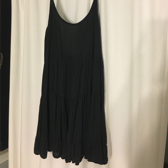 Brandy Melville cut out back dress
