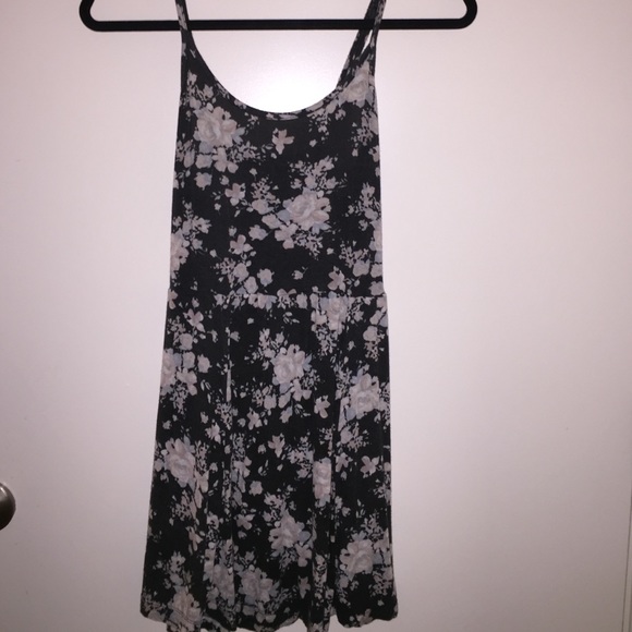 Brandy Melville Floral Dress - Picture 1 of 3