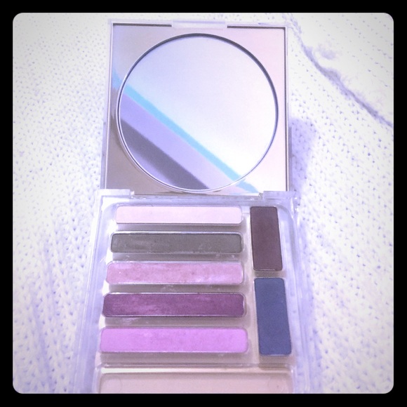 Estee Lauder Other - Estée Lauder Deluxe Pure Color Eyeshadow Estee Lauder Other - Estée Lauder Deluxe Pure Color Eyeshadow